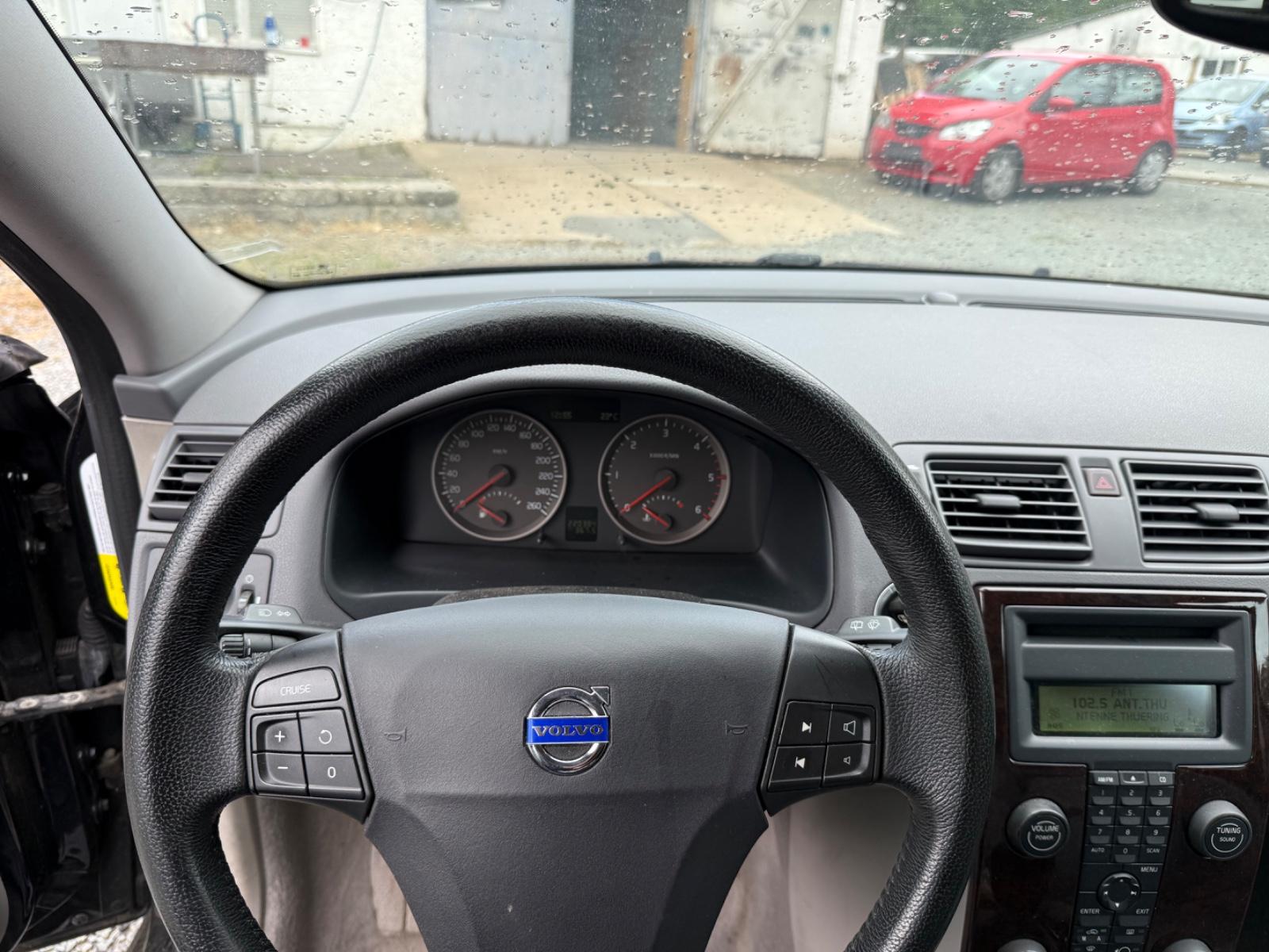 Volvo V50 2006 — photo 11