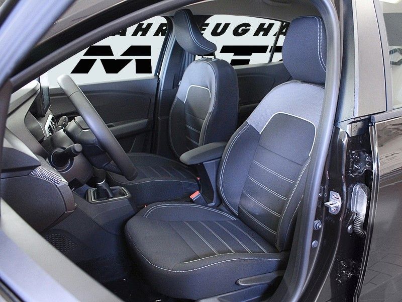 Fahrzeugabbildung Dacia Logan TCe 90 CVT Black Edition *Automatik