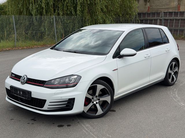 VW Golf 2.0 TSI BMT GTI SHZ/ACC/ACC/XENON