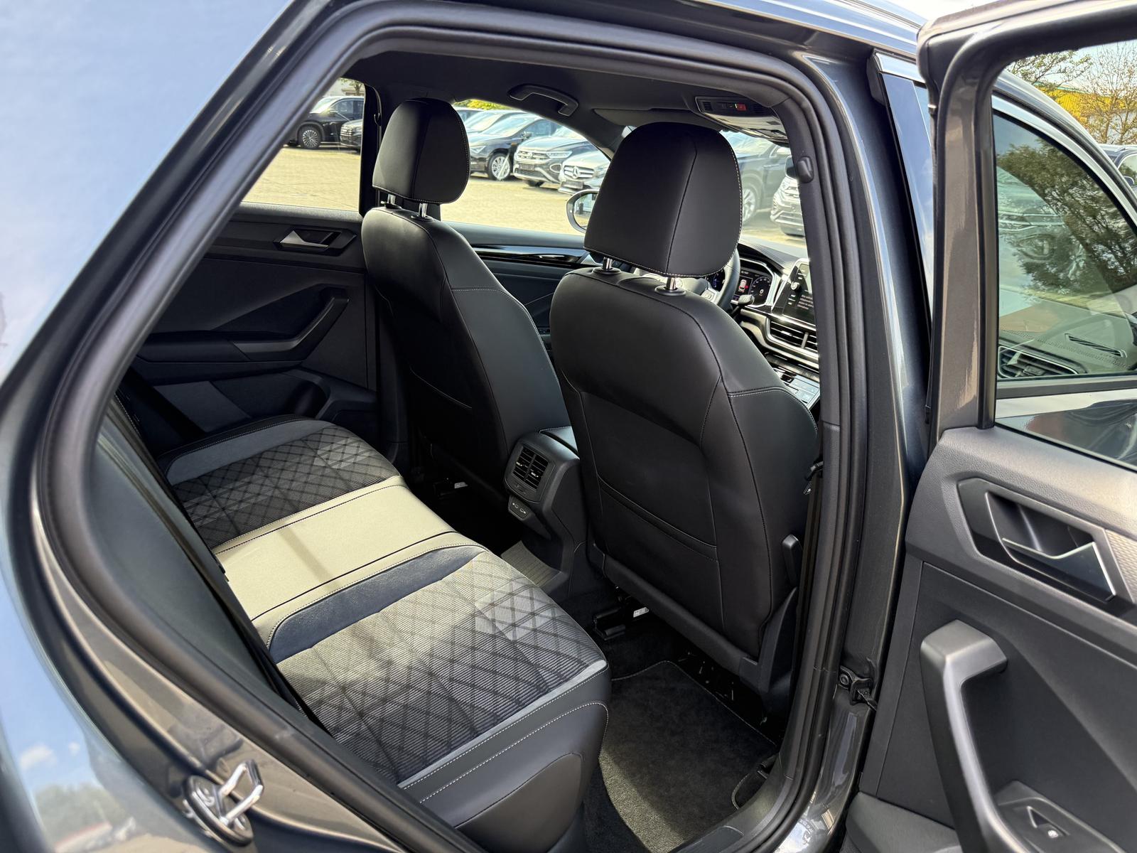 Volkswagen T-Roc R-Line,18-Zoll,IQ-Drive,R.Kam,Kessy,Side., миниатюра 23