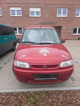 Citroën Van mit Rollstuhlrampe - Citroën aus 1998