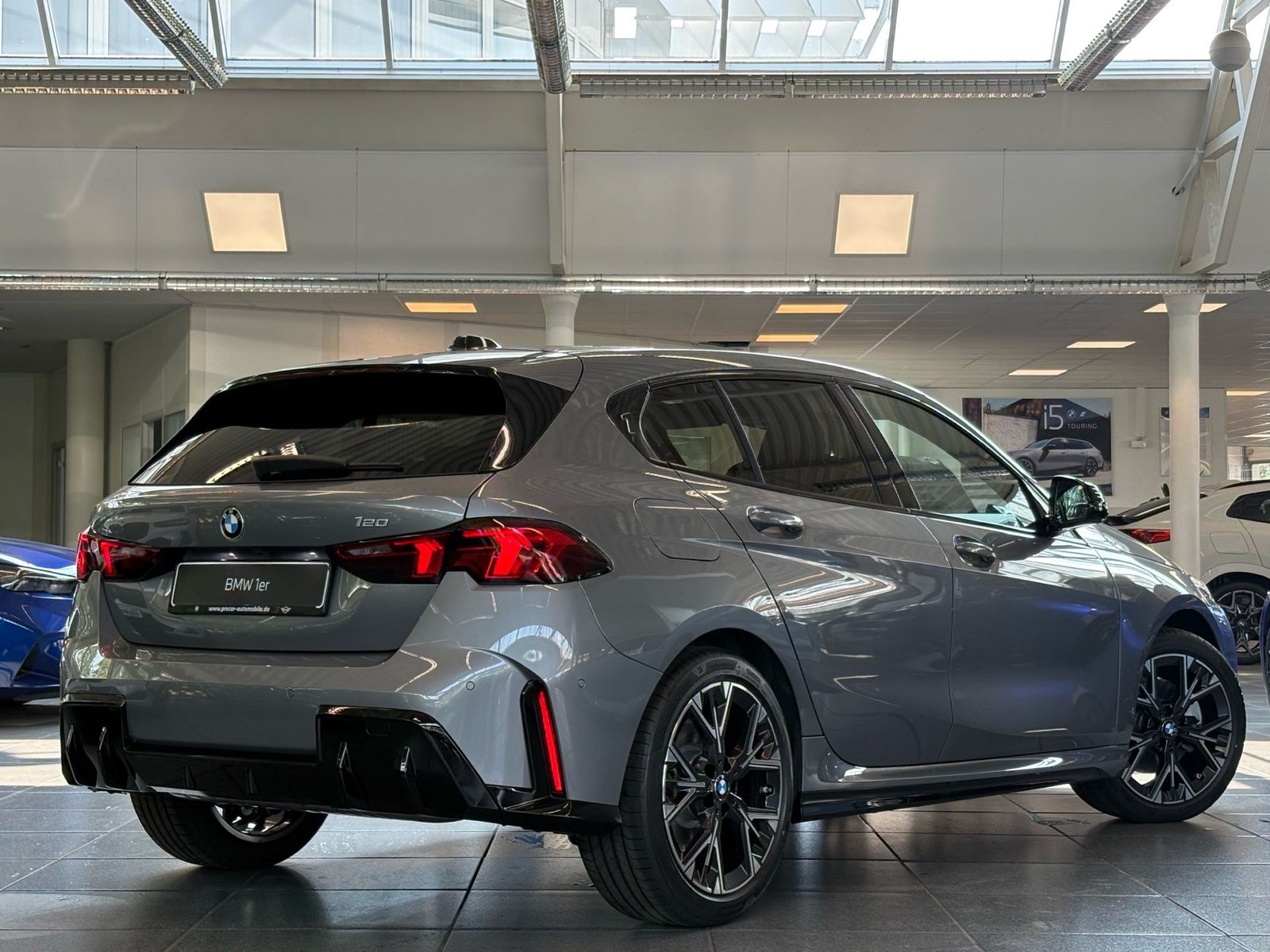 BMW 120 - Bild 2