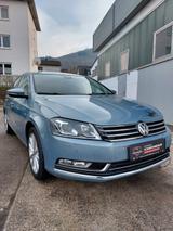 Volkswagen Passat Lim. Highline+1.8TSIAutomatik+Navi+PDCV/H - Volkswagen Passat: 1.8