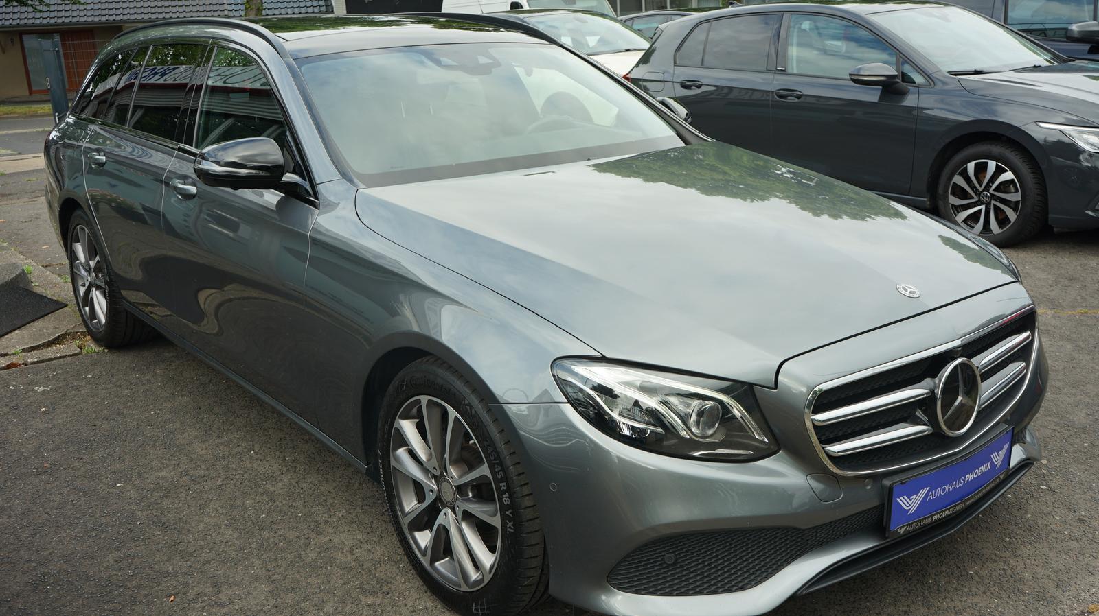 Mercedes-Benz E 300 2.0 CDI-Avantg-Multib-Widesch-Pano-DAB-360