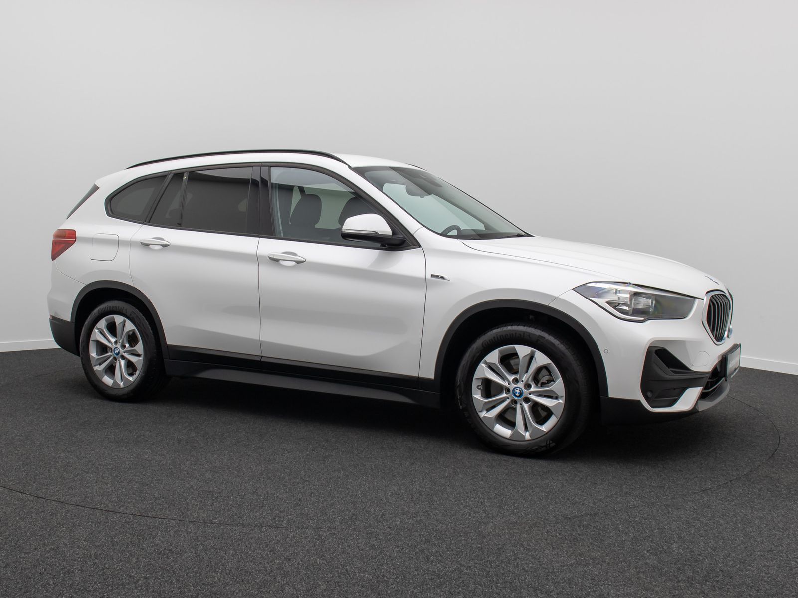 Fahrzeugabbildung BMW X1 xD25e Stop&Go Alarm DAB Kamera HiFi Lenkradhz