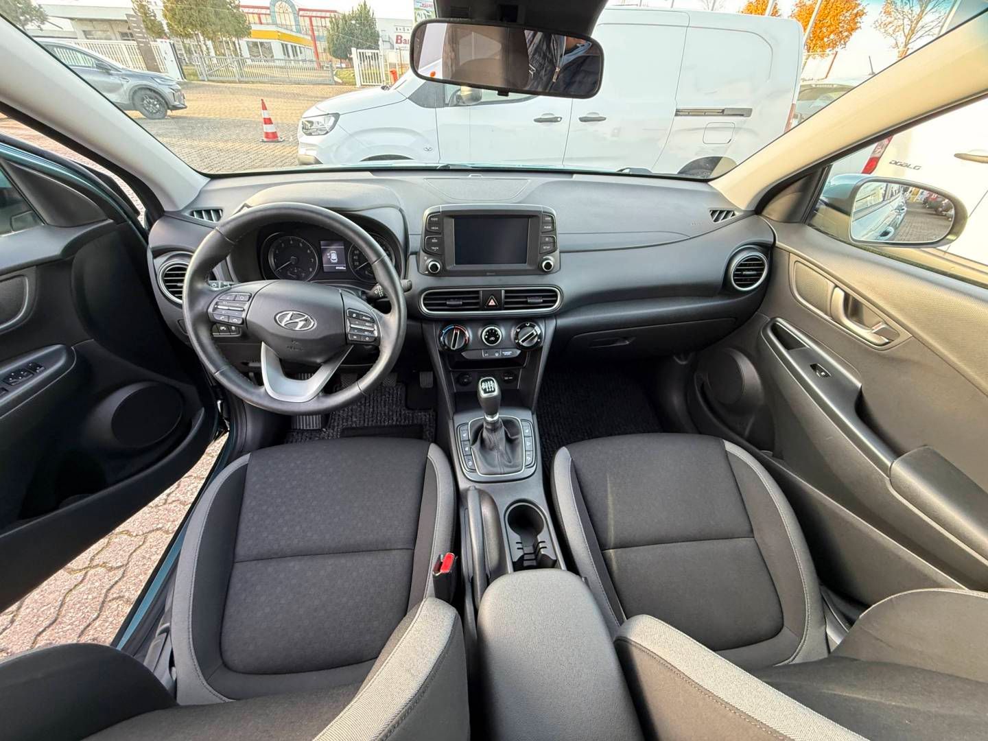 Fahrzeugabbildung Hyundai KONA 1.0 T-GDi TREND 17' Alu, LED, Sichtpaket