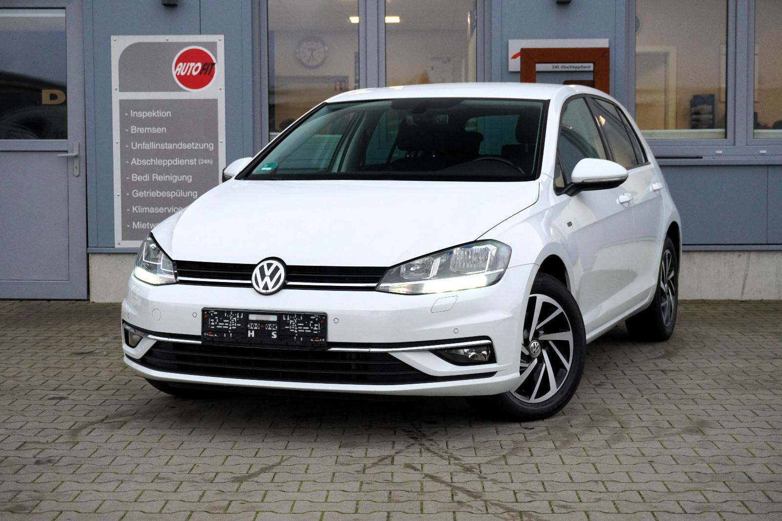Volkswagen Golf VII Lim. Join*Navi*Kamera*ACC*AHK*App-Car*