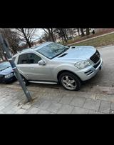 Mercedes-Benz ML300CDI 4-MATIC 7G-TRONIC BLUE EFFICIENCY... - Mercedes-Benz ML 300 aus 2009