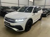 Volkswagen Tiguan Allspace R-Line 4Motion 360°Kamera/PANO - Volkswagen Tiguan Allspace mit Diesel-Antrieb: Automatik