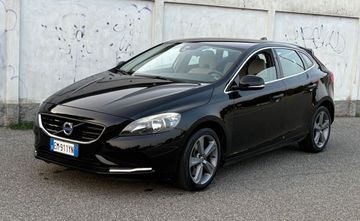 Volvo V40 - 2