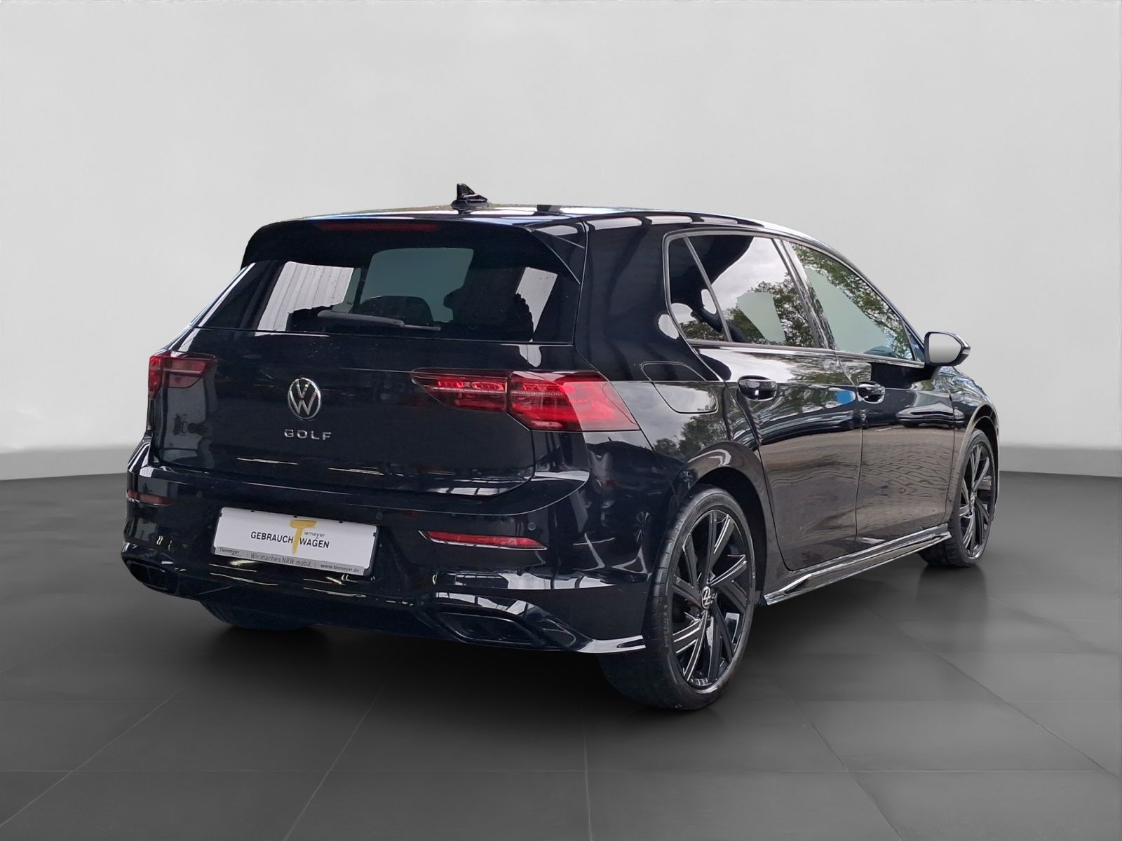 Volkswagen Golf 2.0 TSI DSG R-LINE IQ.LIGHT STDHZ H&K LM18 foto 3