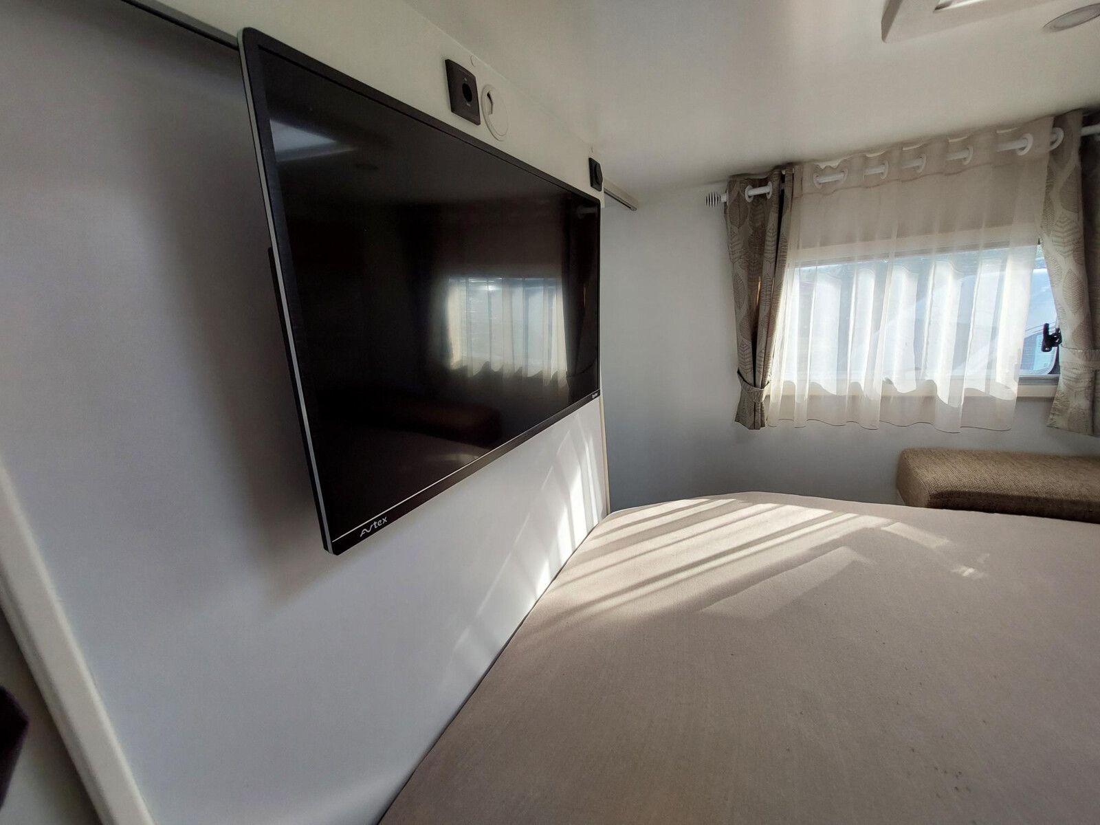 Fahrzeugabbildung Notin Sonstige Bilbao BCL Fiat Ducato 8 Hubbett 360°