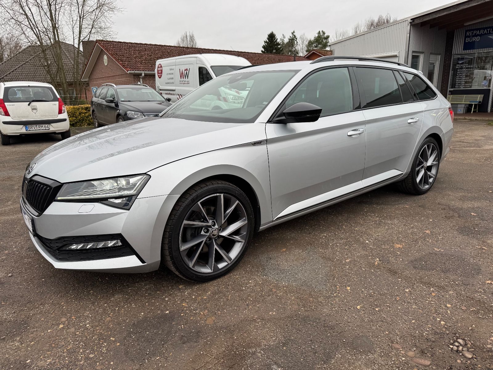 SKODA Superb Combi Sportline 4x4 AHK/Sound