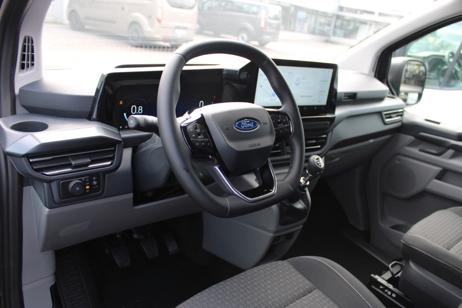 Fahrzeugabbildung Ford Tourneo Custom L1 TREND 8-Sitze LED NAVI CAM uvm
