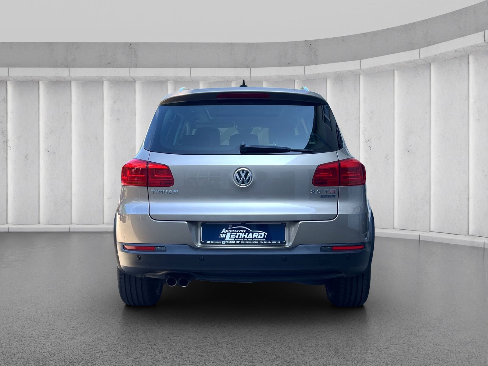 Fahrzeugabbildung Volkswagen Tiguan Sport & Style**4Motion**DSG**Leder**TOP**
