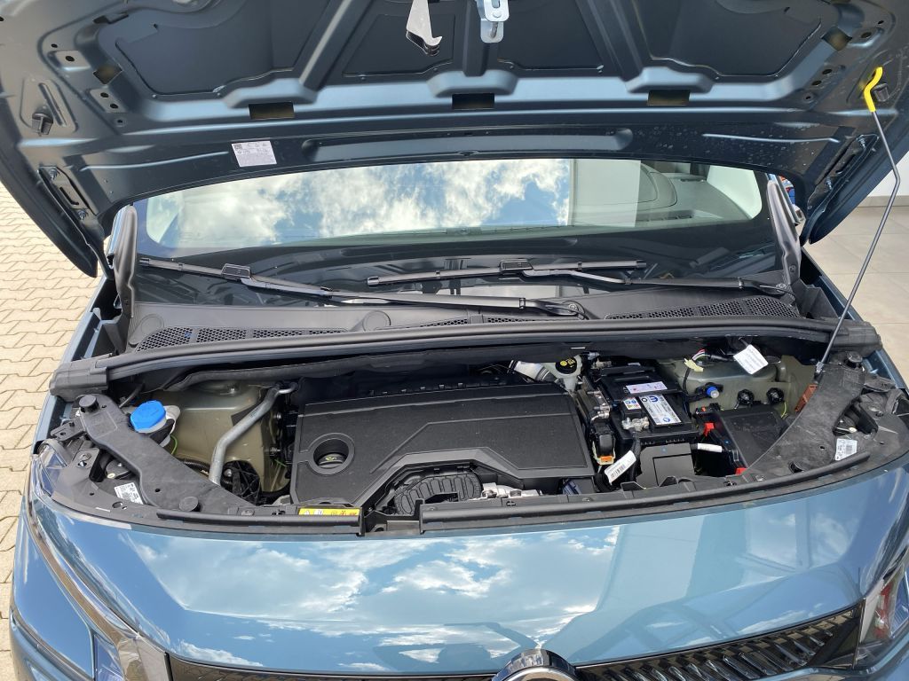 Fahrzeugabbildung Citroën Berlingo M Benzin 110 PLUS *Sitzh.*Cam*Klimaau.*