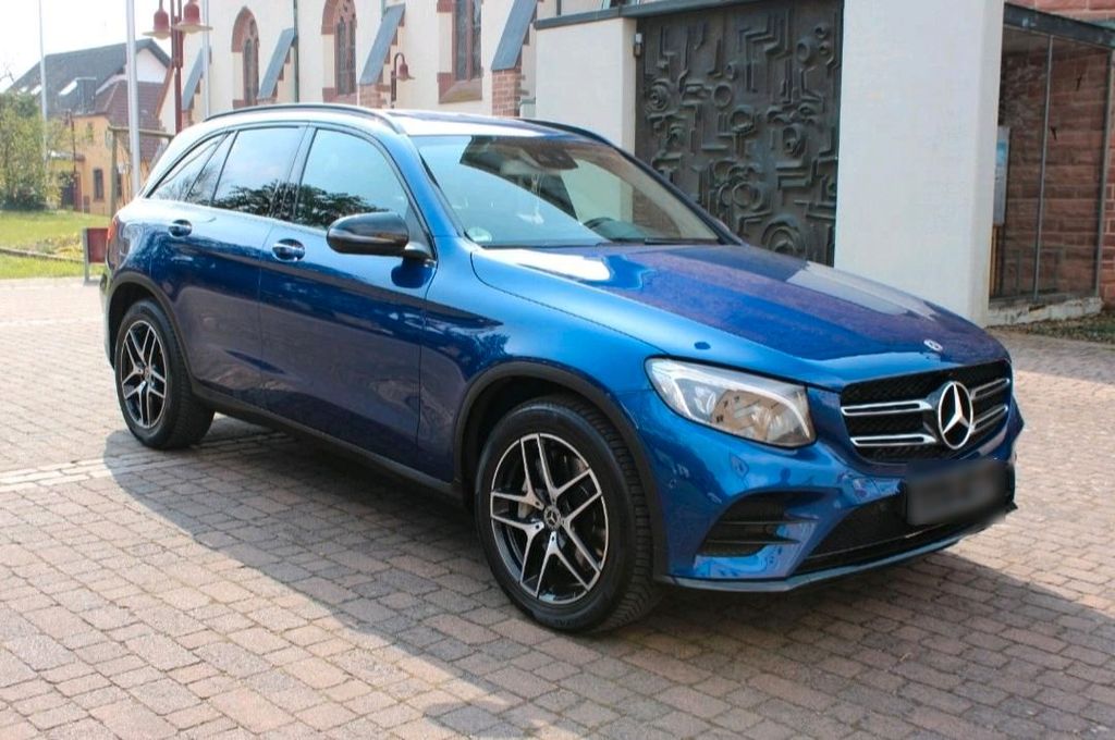 Image of Mercedes-Benz GLC 250