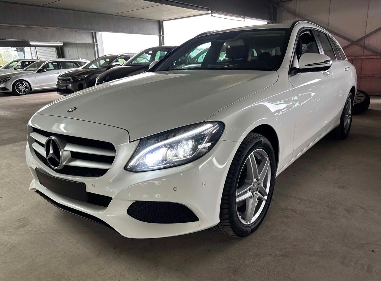 Mercedes C 220 - 1