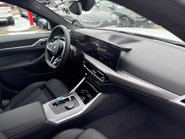 BMW i4 eDrive35 Gran Coupé M Sportpaket HiFi DAB