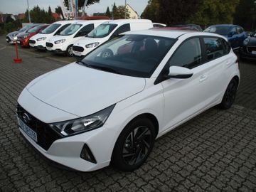 Hyundai i20 PDC + Kamera PA