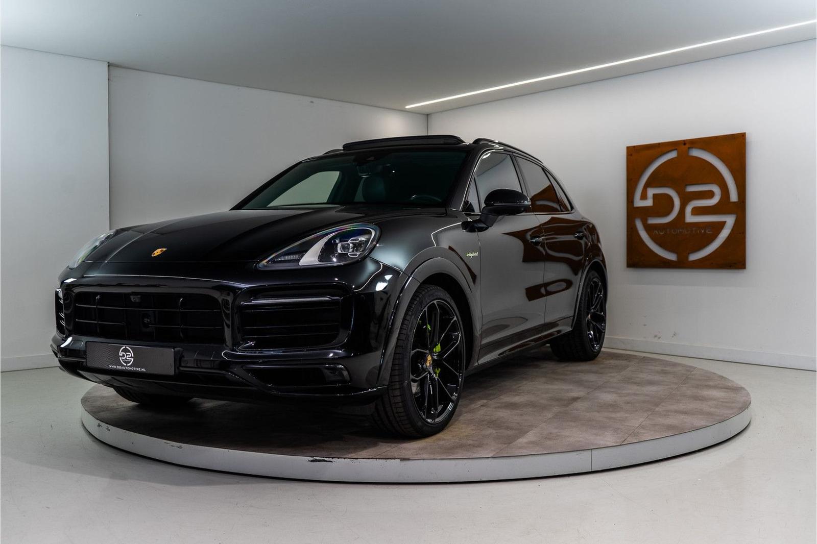 Porsche Cayenne 3.0 E-Hybrid 462PK | Sport Design | Pano