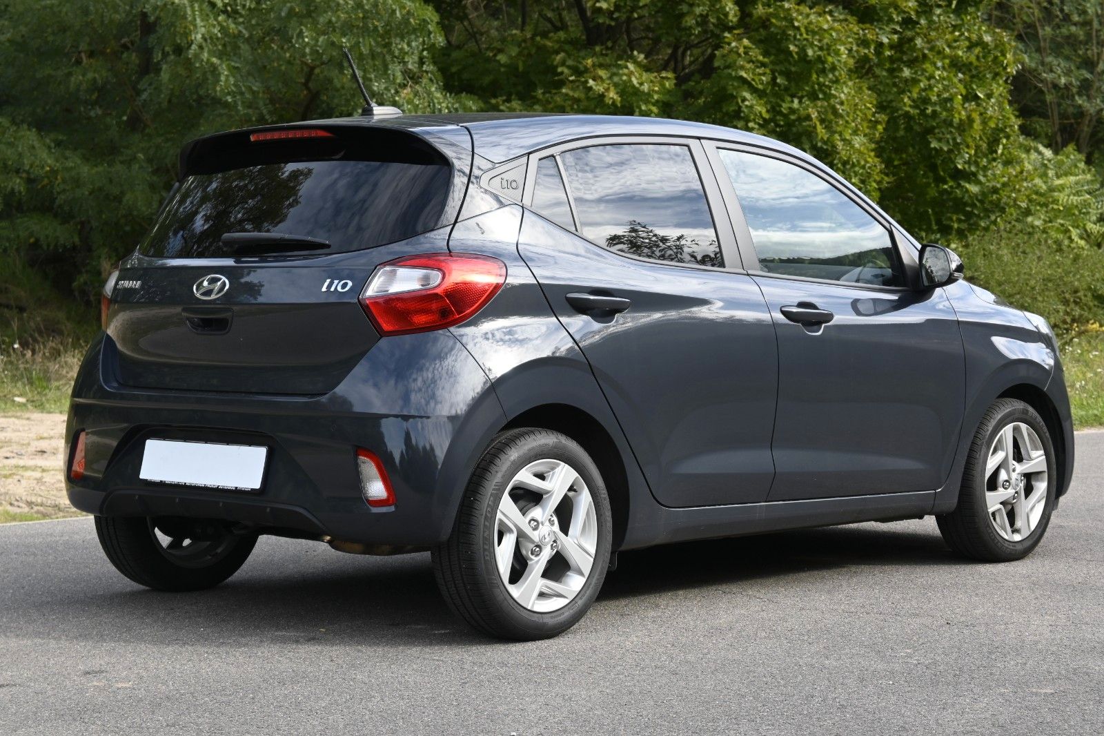 Fahrzeugabbildung Hyundai i10 Connect & Go*NAV*SIHZG*RFK*MIETKAUF