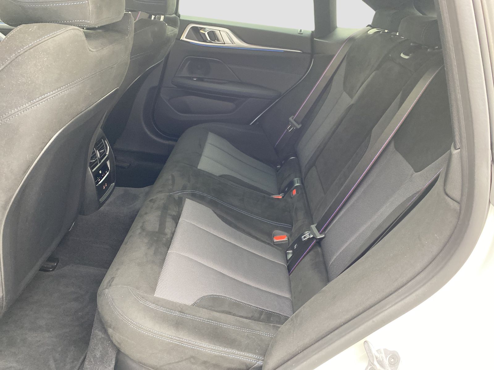 BMW i4 - Bild 9