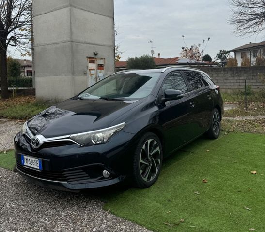 Toyota Auris 1.6 D-4D Active