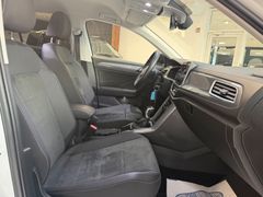 VW T-Roc 1.5 TSI Style DSG LED ACC NAVI AHK MASSAGE