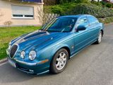 Jaguar Ein Jaguar S type 4.0 V8 zum Dahingleiten - Jaguar S-Type: 4.0