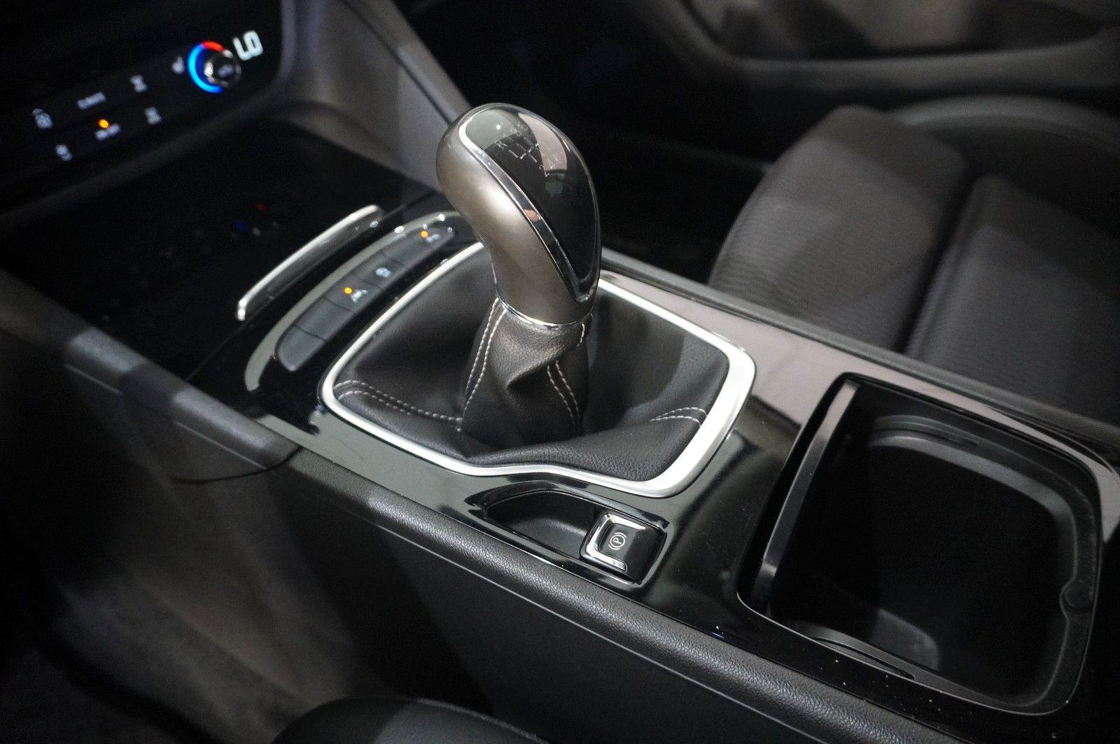 Fahrzeugabbildung Opel Insignia B GS 1.5T DYNAMIC NAVI/LED/SPORT/SH/AHK