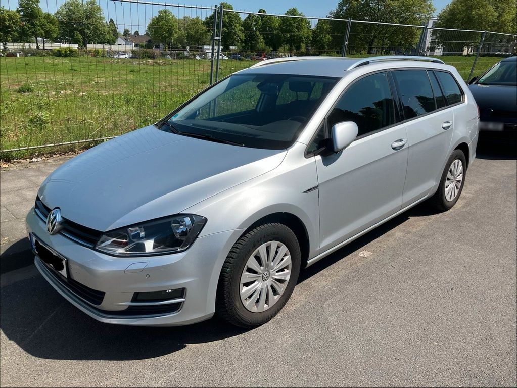Image of Volkswagen Golf