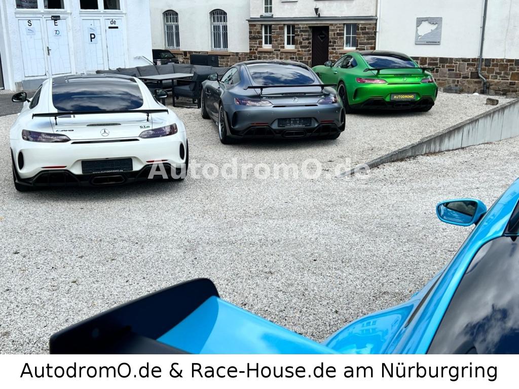 Mercedes-Benz AMG GT R