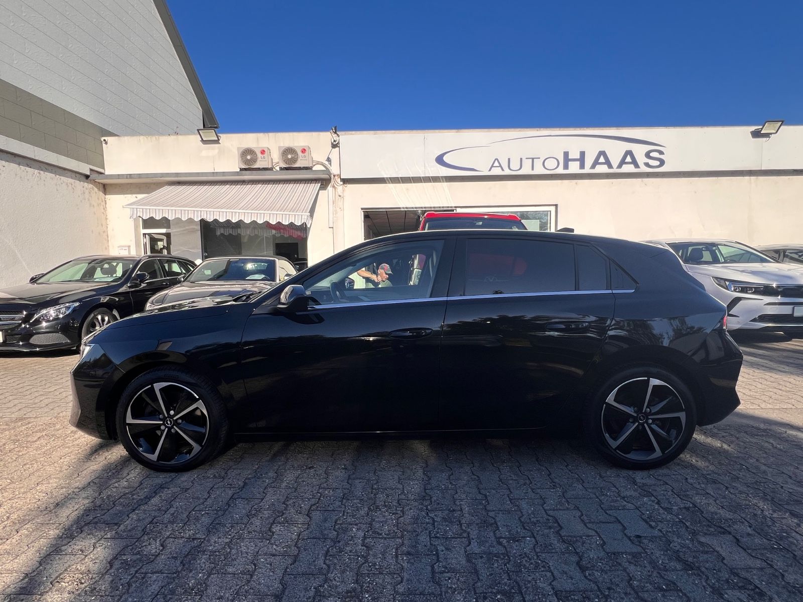 Opel Astra L ST Elegance Automatik *LED*R-Cam*KeyGO imagem 2