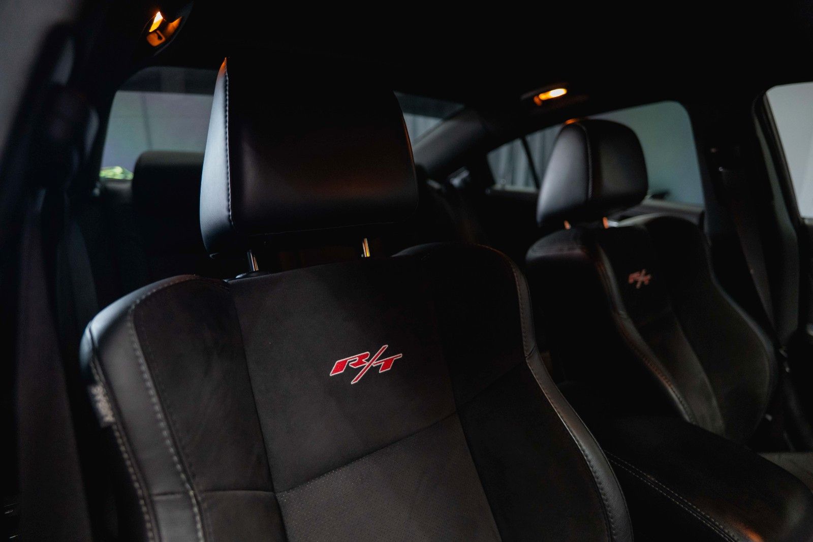 Fahrzeugabbildung Dodge Charger 5.7 V8 HEMI R/T+ Full Options *ACC*LED*