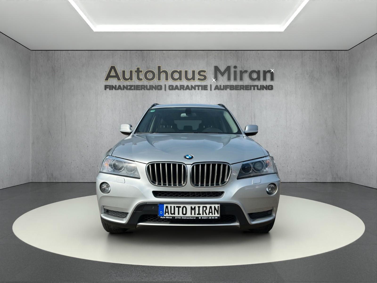 BMW X3 xDrive30d*AHK* BiXenon* PanoraD.* Standheiz*