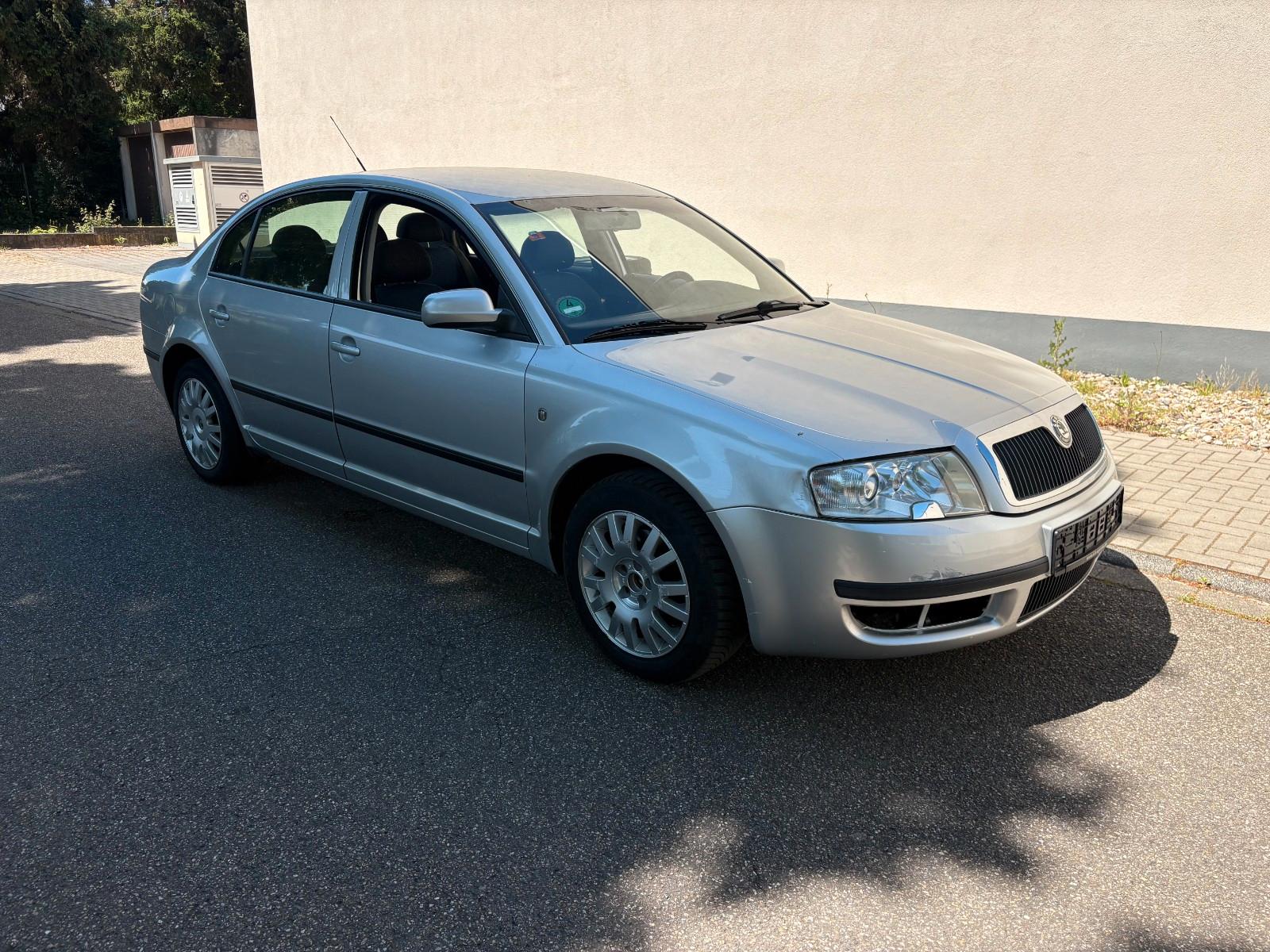 Skoda Superb Classic 1,8 Benzin AUTOMATIK 8Fachbereift