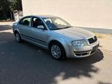 Skoda Superb Classic 1,8 Benzin AUTOMATIK 8Fachbereift - Skoda Superb: Classic