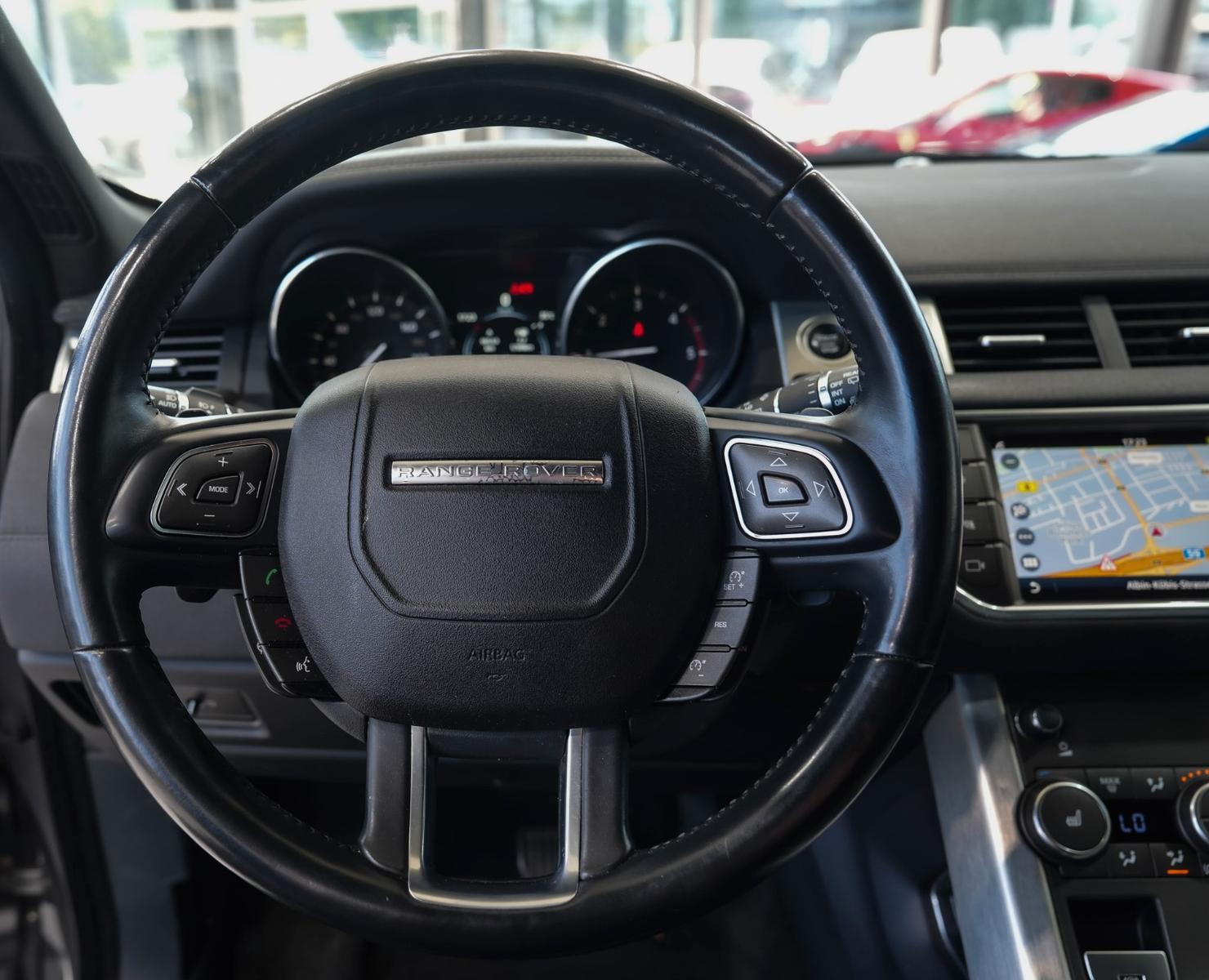 Land Rover Range Rover Evoque SE*PANO*8-WEGE*NAVI*LED*