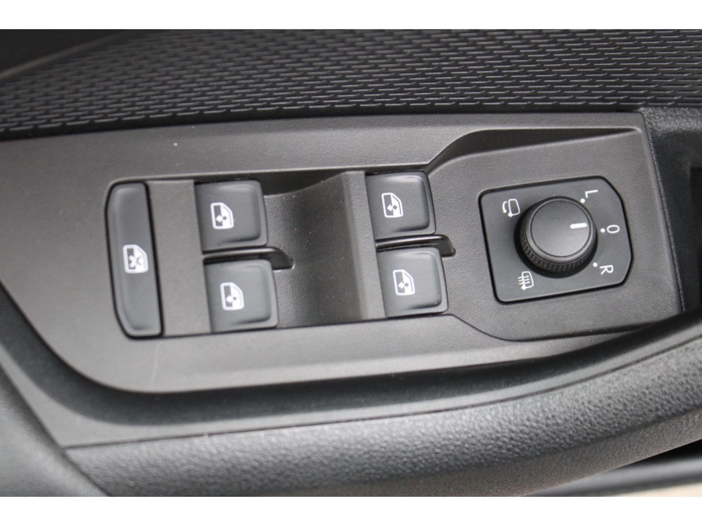 Fahrzeugabbildung SKODA Octavia Style Combi 1.4 TSI iV PHEV DSG Navi LED