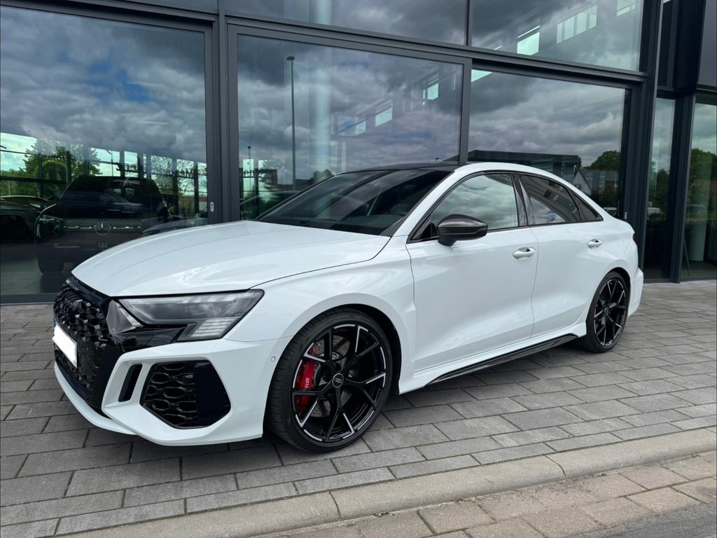 Image of Audi RS3