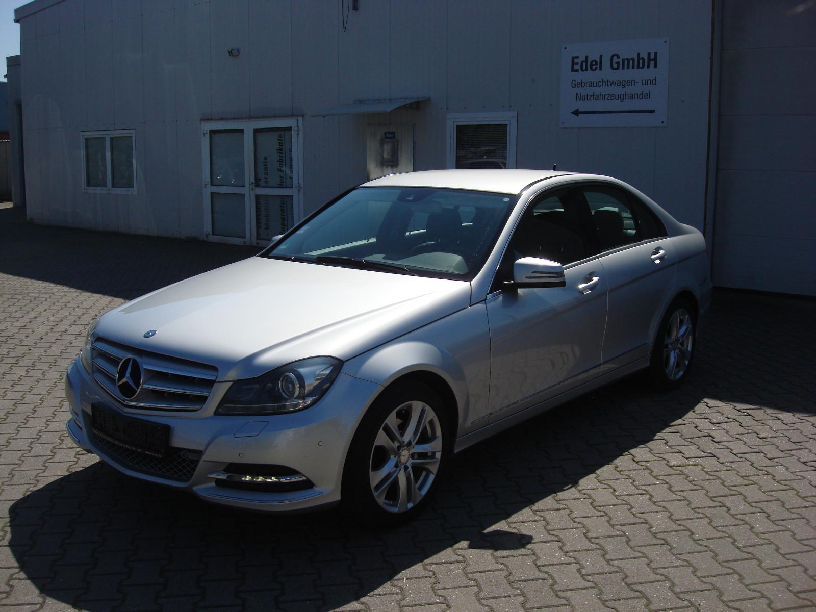 Mercedes-Benz C 220 CDI Lim. Avantgarde 7G-Tronic*AHK*Bi-Xenon