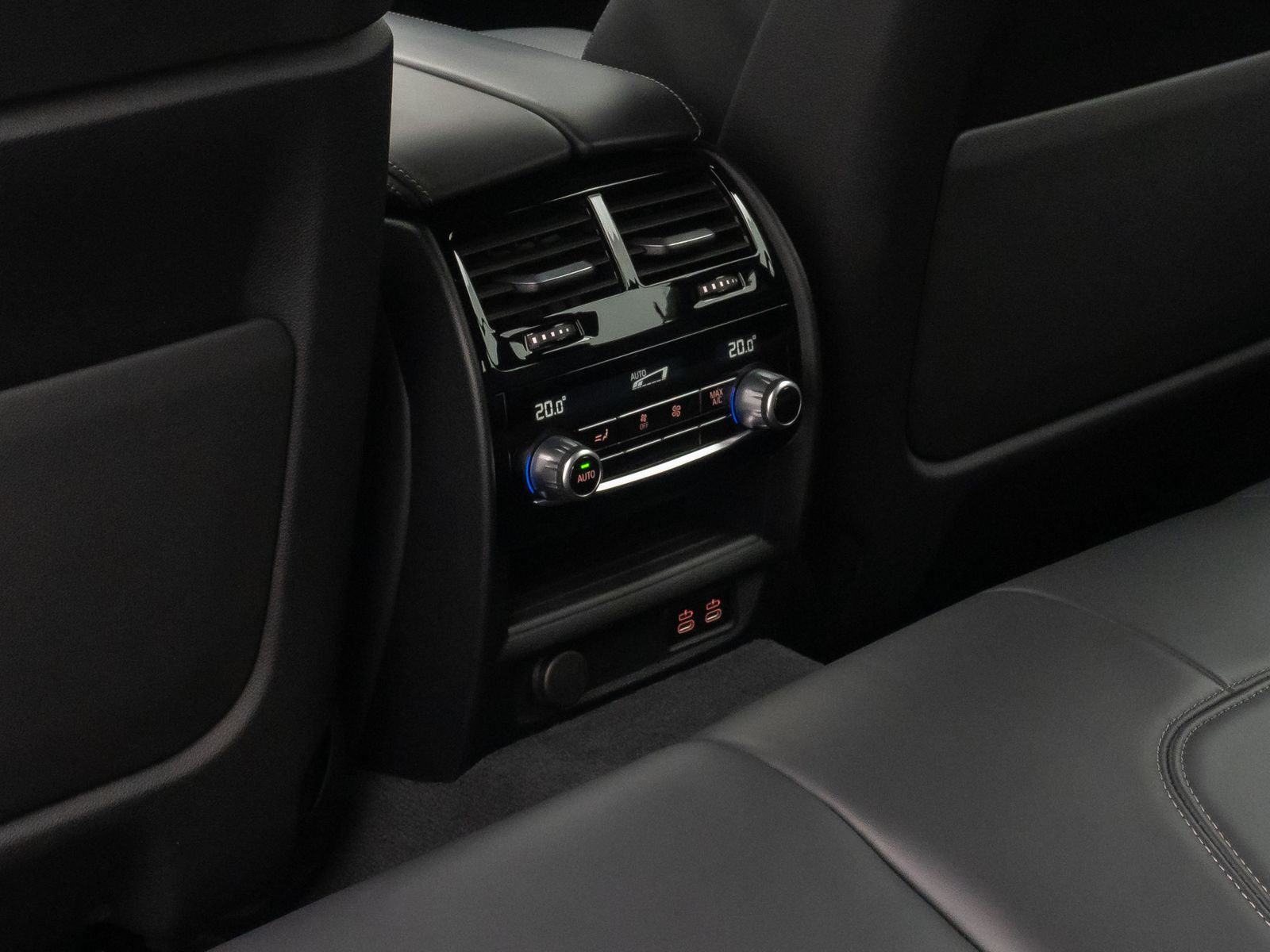 Fahrzeugabbildung BMW 530d LuxuryLine 360&deg;Laser HUD DAB H/K SoftCL AHK