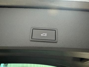 Seat Ateca FR 2.0 DSG Black Ed.*AHK*Pano*360Grad