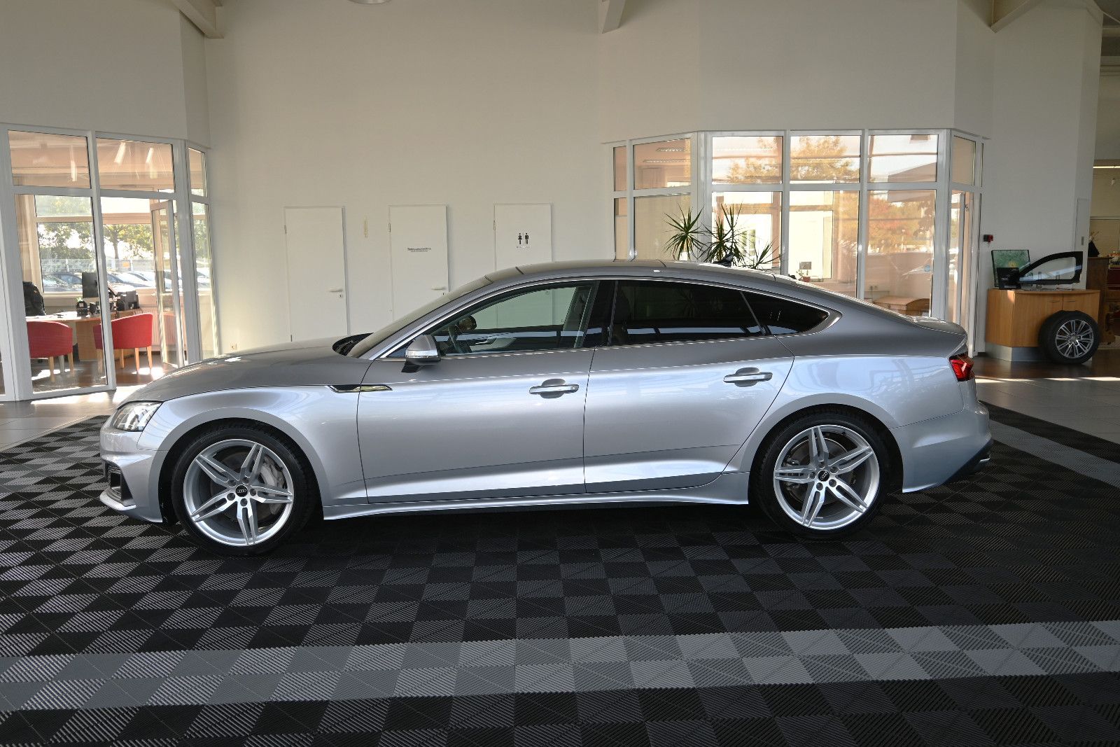 Audi A5 SB 50 TDI qu Pano LED Navi Virtual HUD 19 foto 4