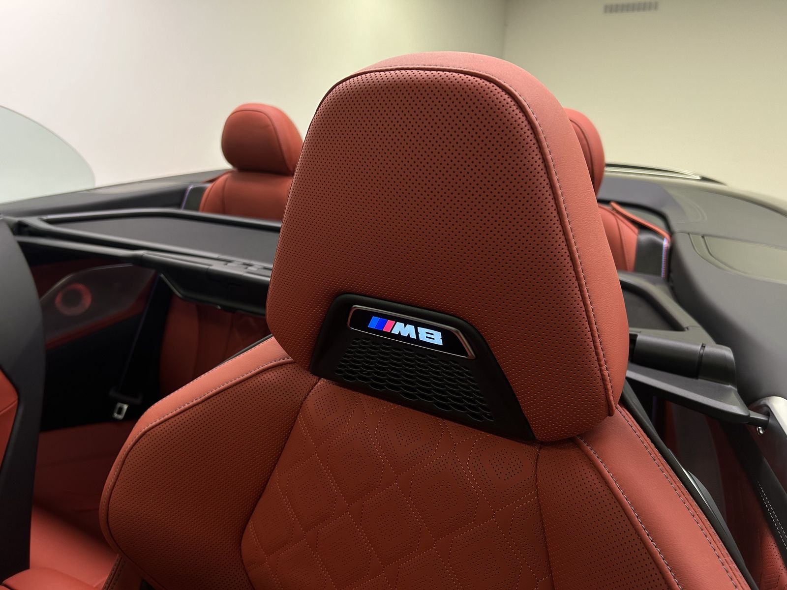 BMW M8 - Bild 34
