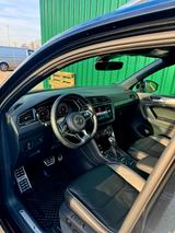 Volkswagen Tiguan 2.0 TSI R-LINE DSG 4MOTION AHK STANDHEIZU - Privatanbieter Berlin gebraucht