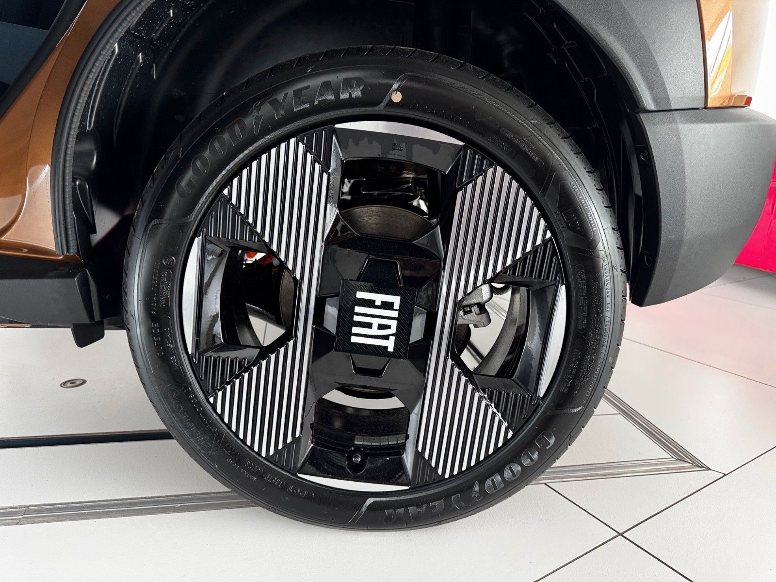 Fahrzeugabbildung Fiat Grande Panda La Prima 44 kWh Navi Sitzheizung