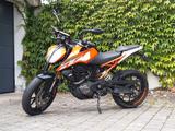 KTM 125 Duke - KTM 125