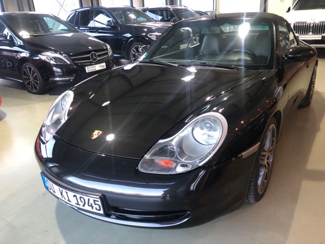 Porsche 996 Carrera 4 Cabriolet